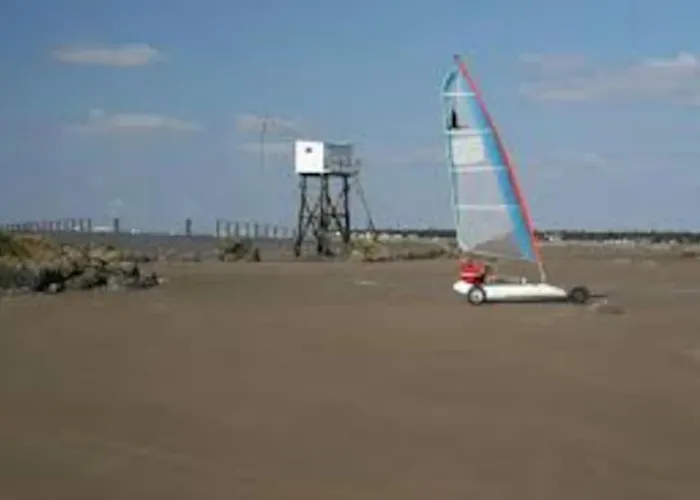 아파트 T2 A 500m De La Et Du Marche. *